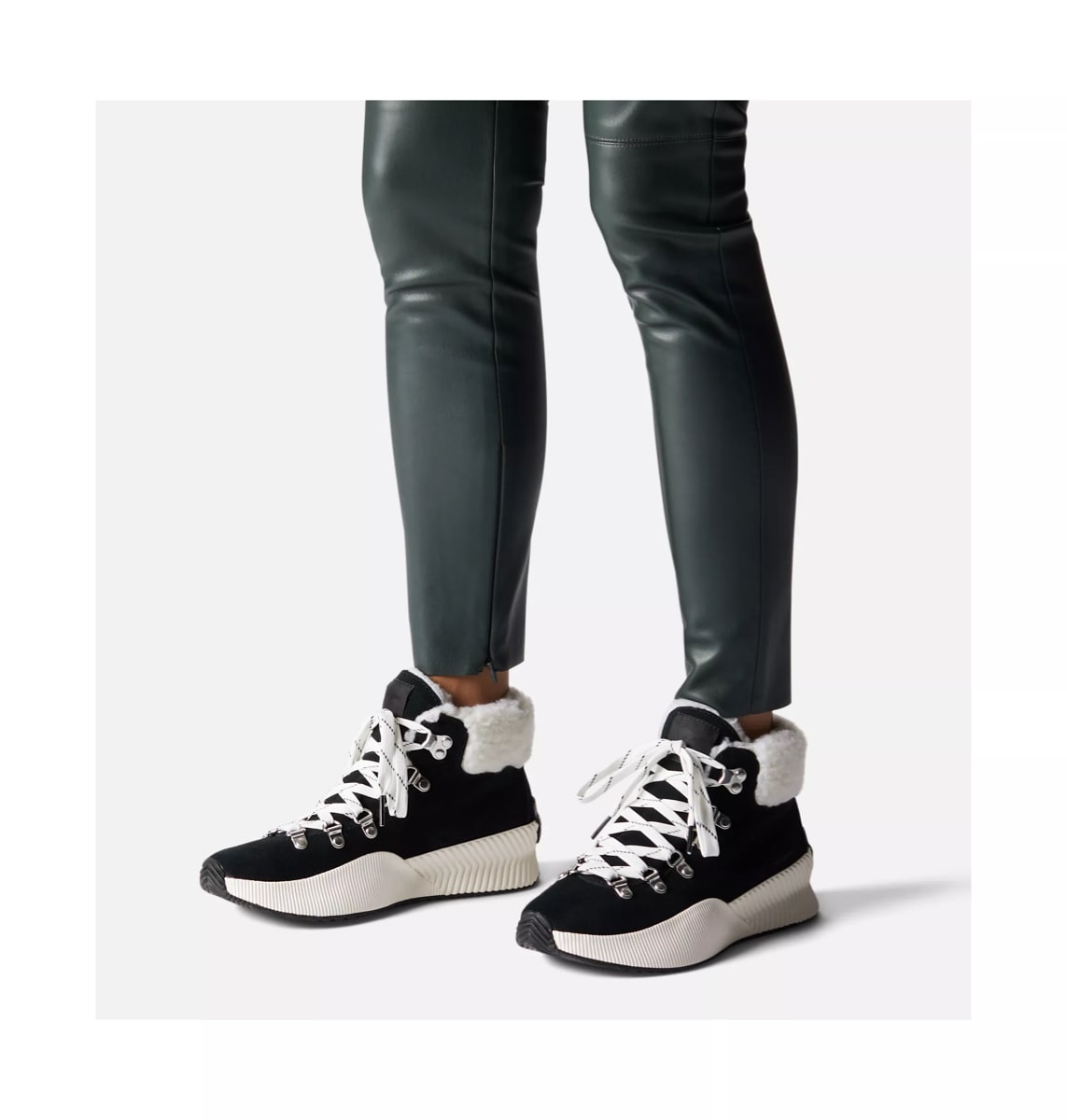 Sorel Women's Out N About III Conquest Waterproof Black