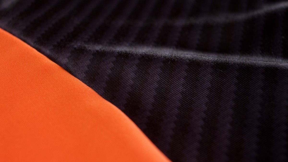 Non-stop Dogwear Protector Snow, Female(Hunn) Orange/Black