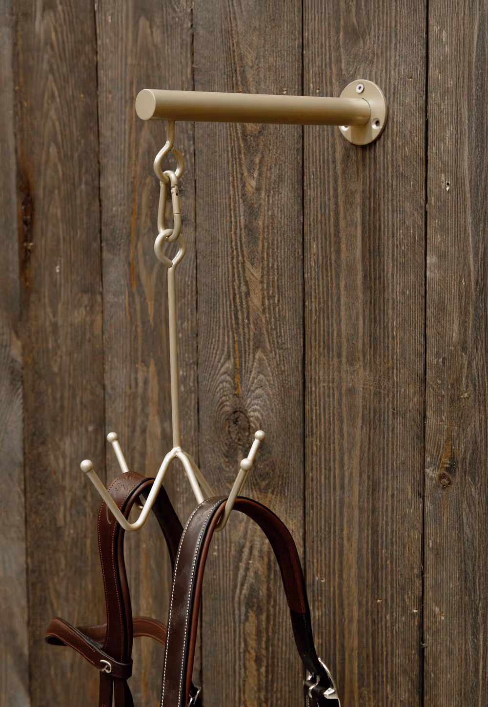 Bridle Hook 4 prong with wall attachment gold