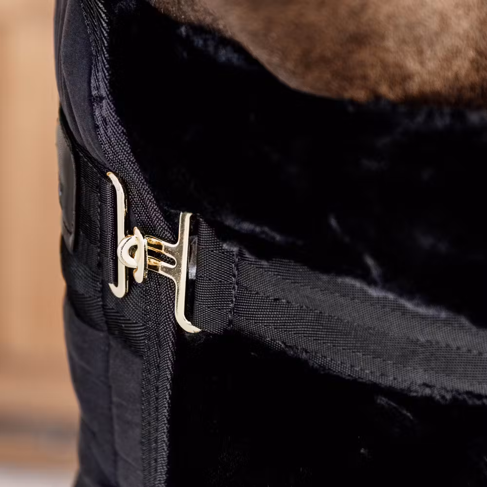 Chest expander vegan sheepskin 1 buckle black