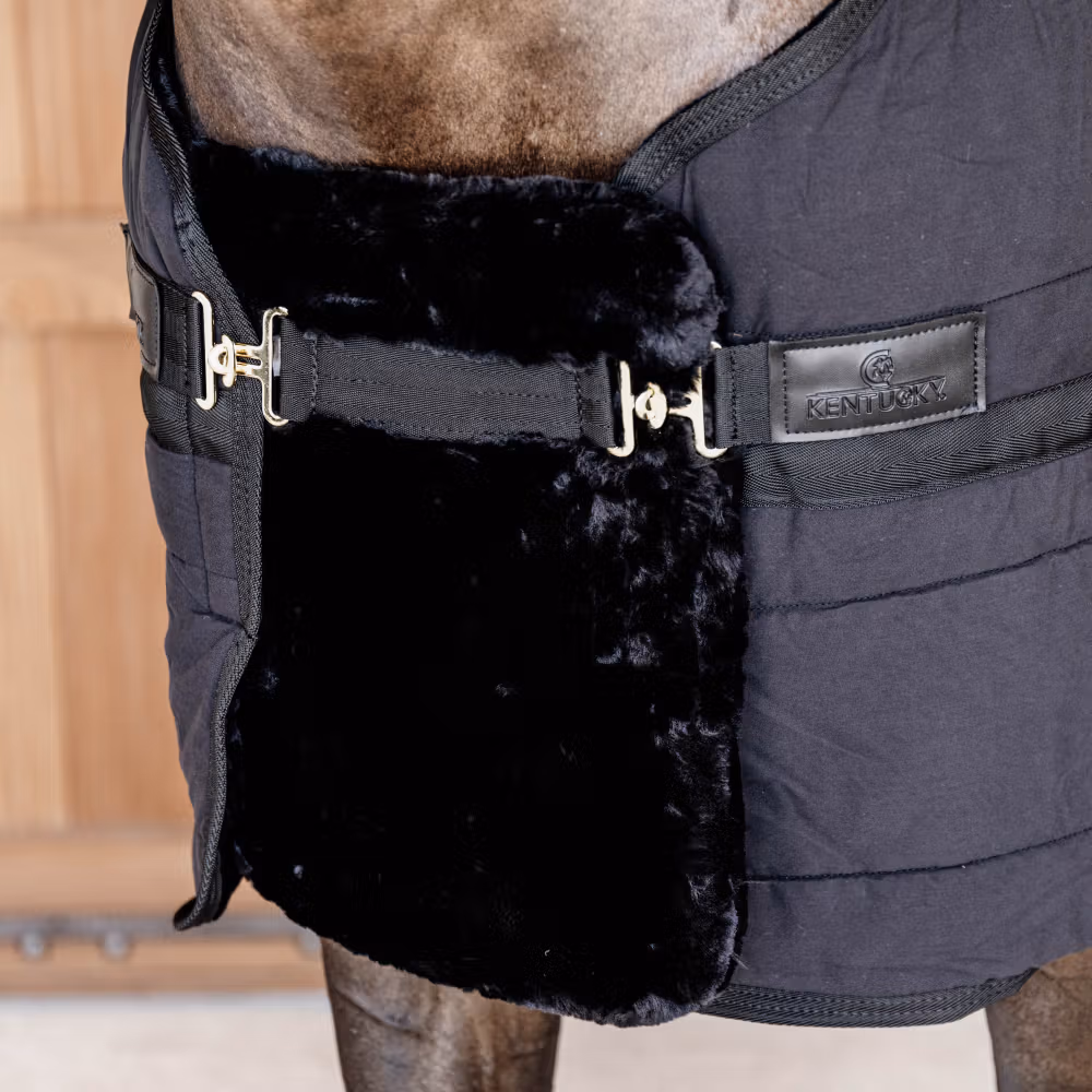 Chest expander vegan sheepskin 1 buckle black