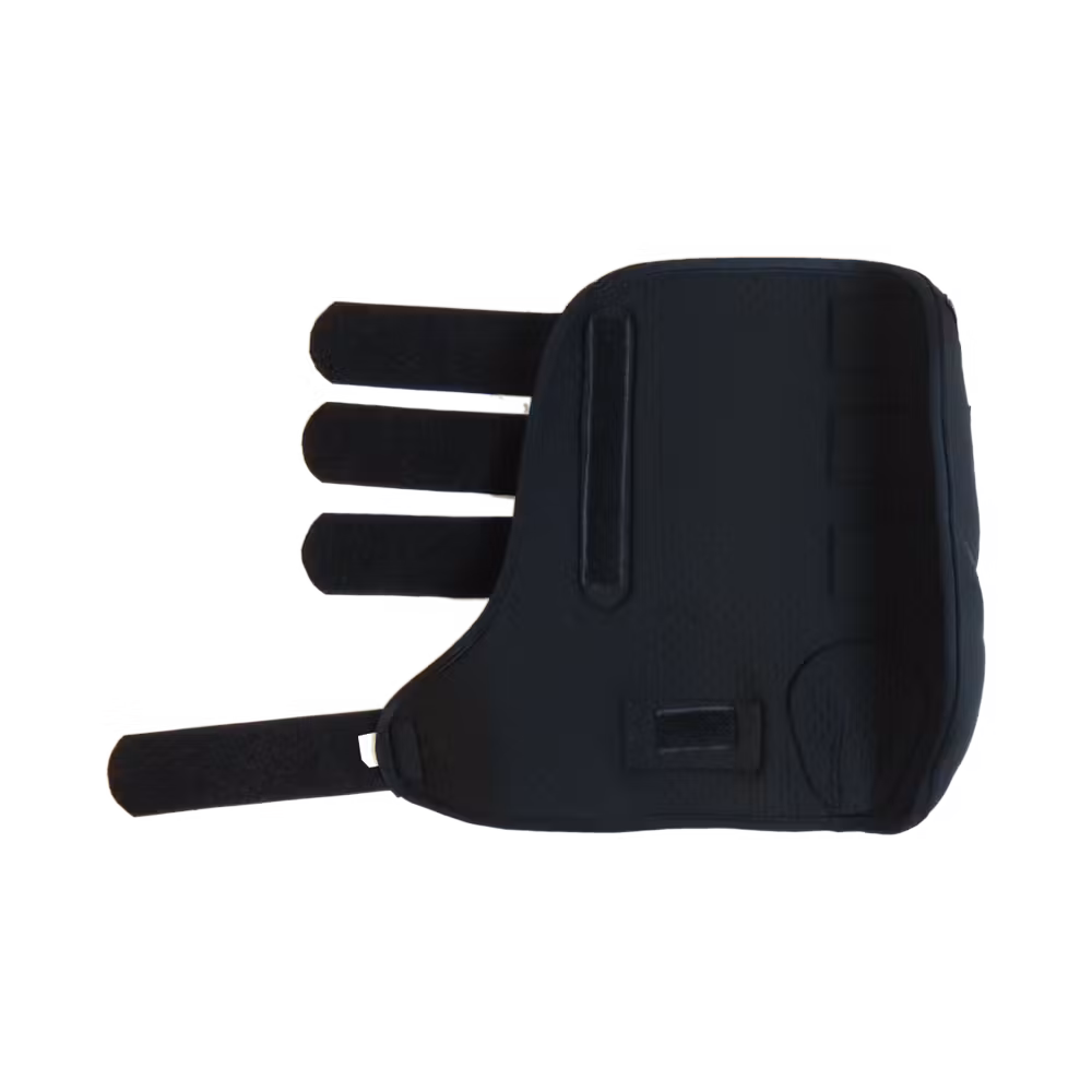 Magnetic Stable boots outershell right