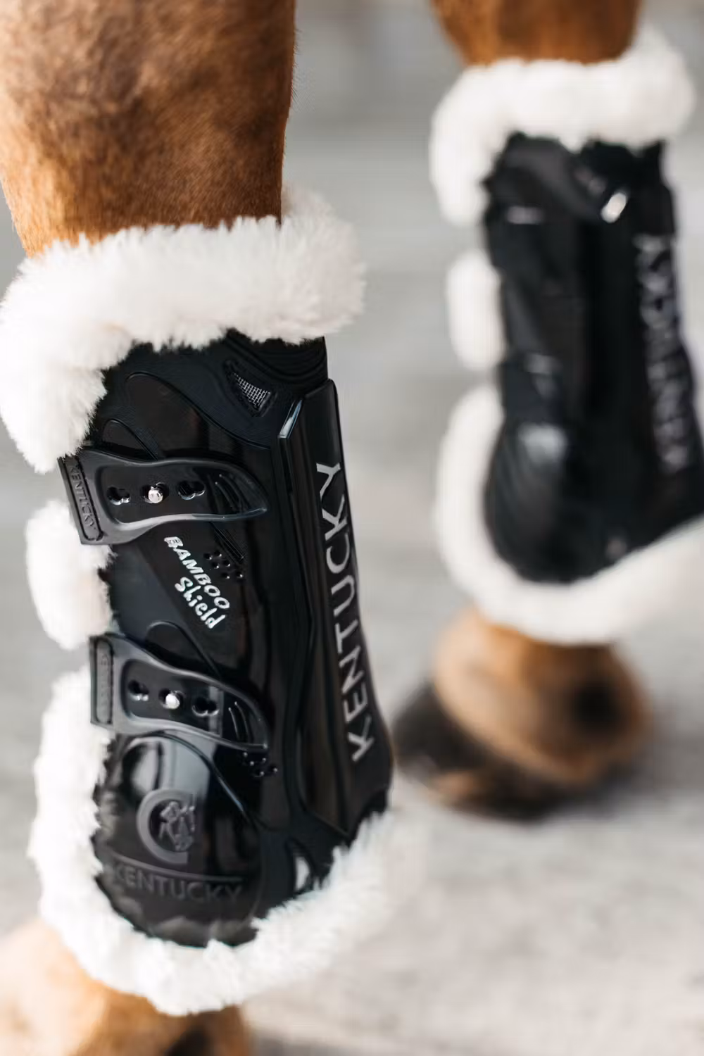 Vegan Sheepskin Tendon Boots bamboo Elastic black S