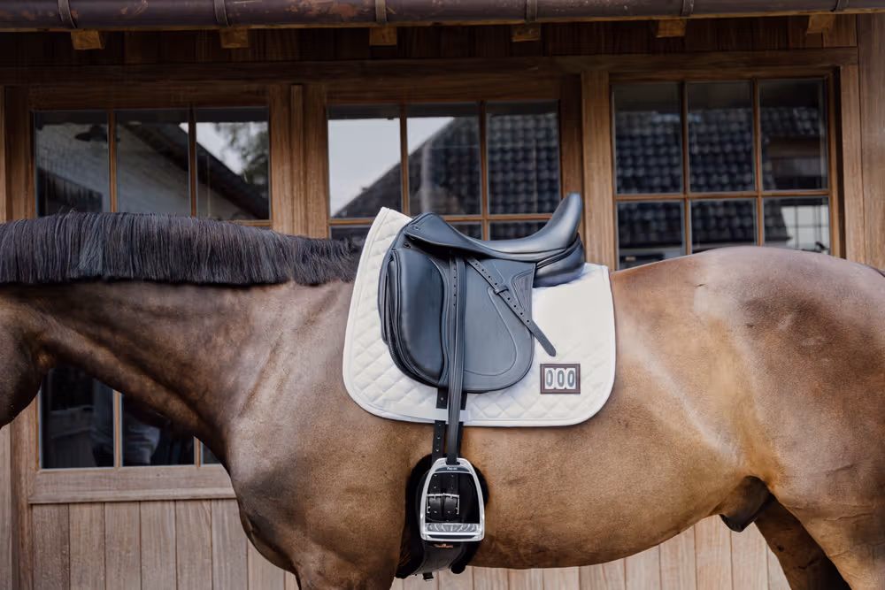 Saddle Pad diamond competiton with 2 numbers dressage white