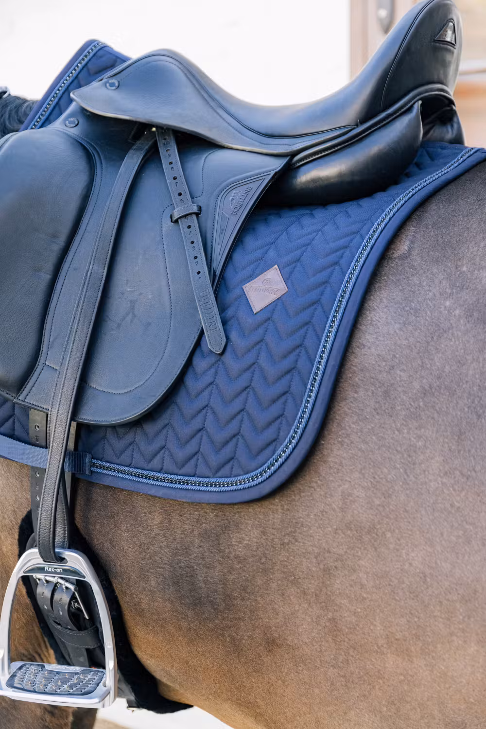 Saddle Pad with metal chain dressage navy