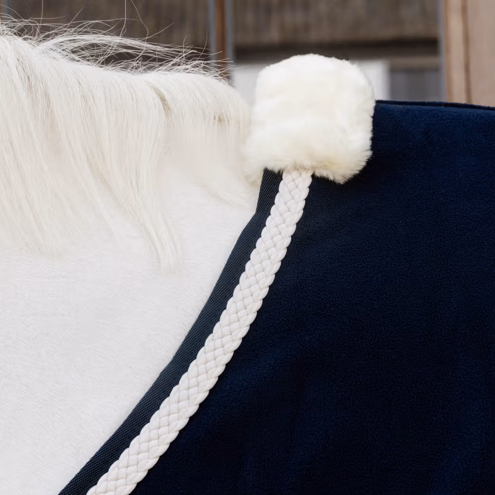 Fleece rug plaited rope navy 145-6'6
