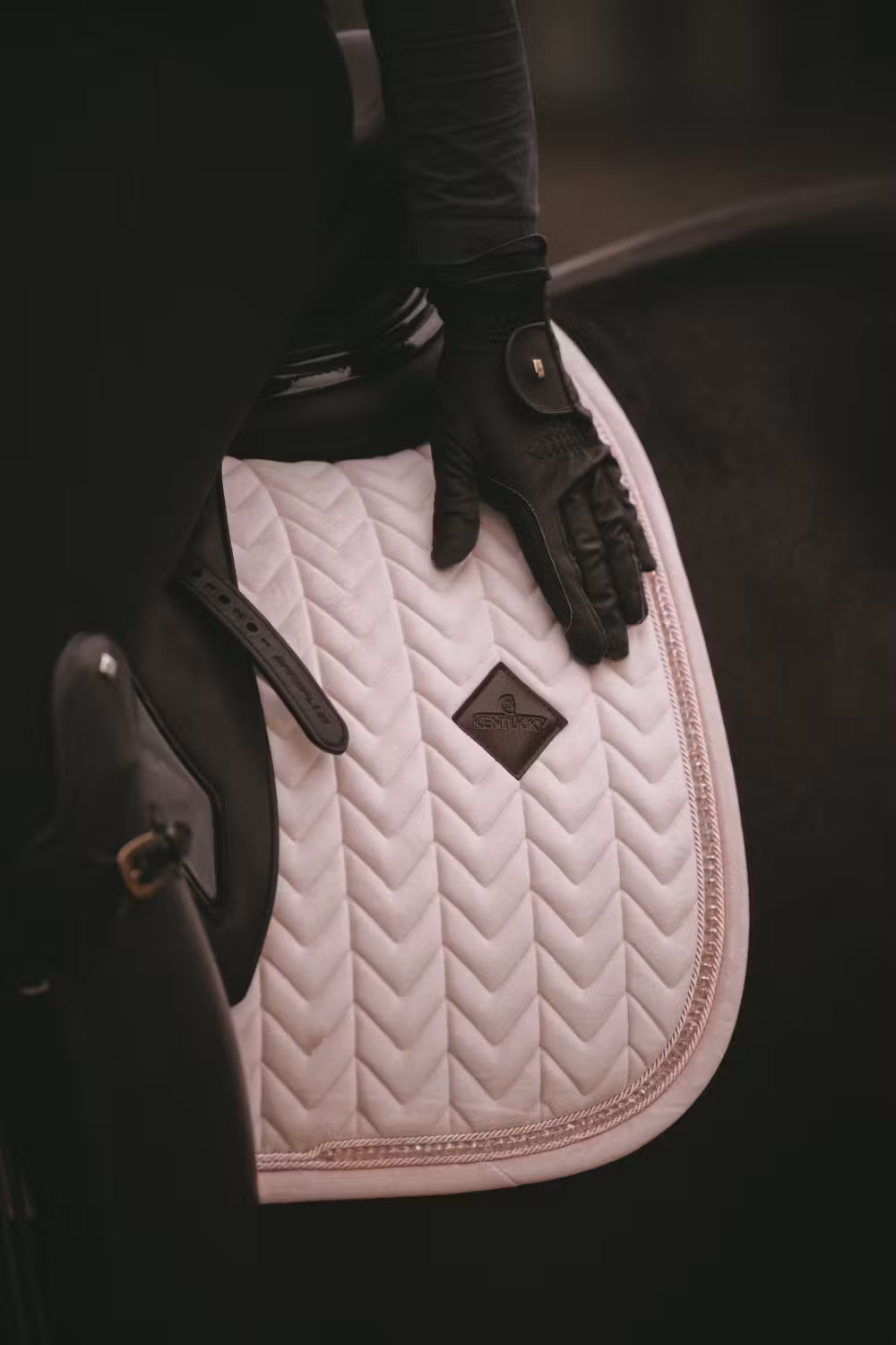 Saddle Pad velvet pearls dressage soft rose