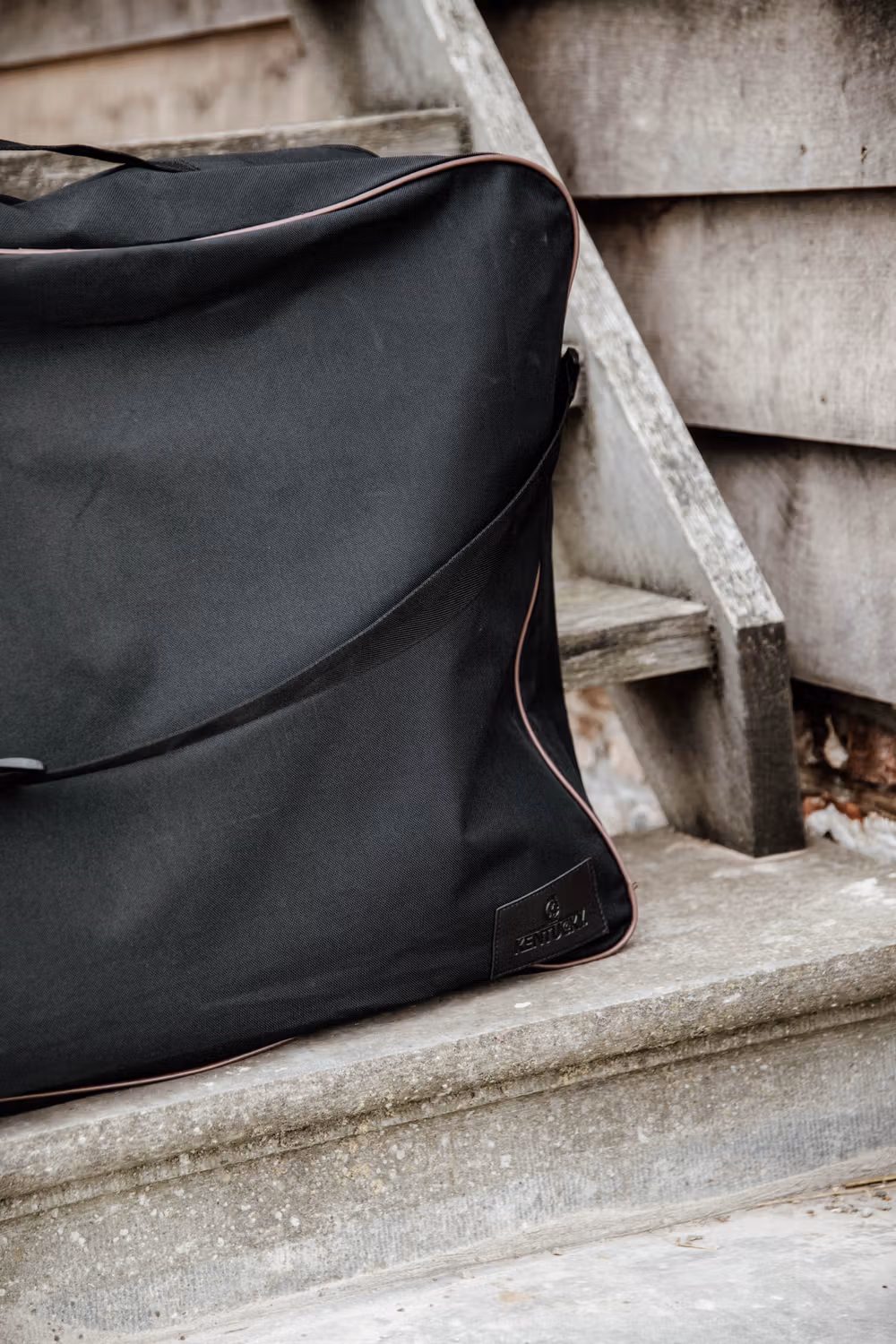 Saddle Pad bag black