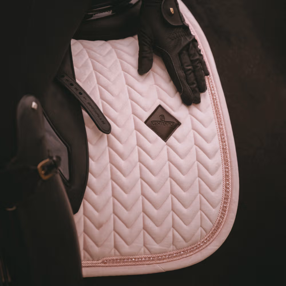 Saddle Pad velvet pearls dressage soft rose