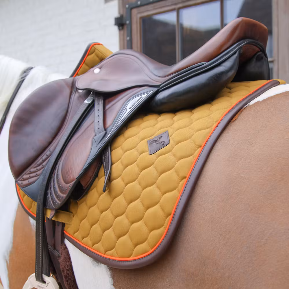 Saddle Pad onion quilt leather neon jumping kaki