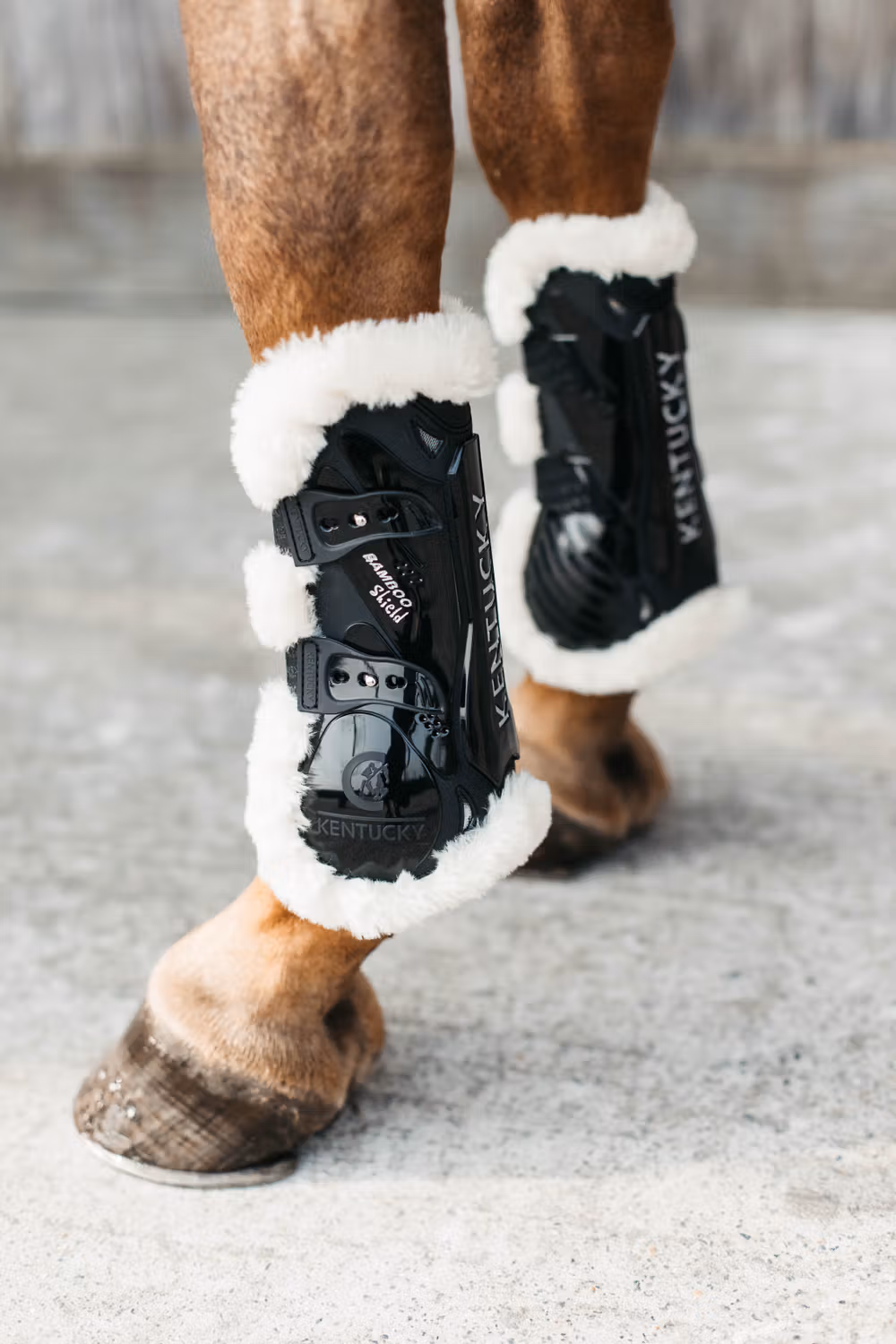 Vegan Sheepskin Tendon Boots bamboo Elastic black S