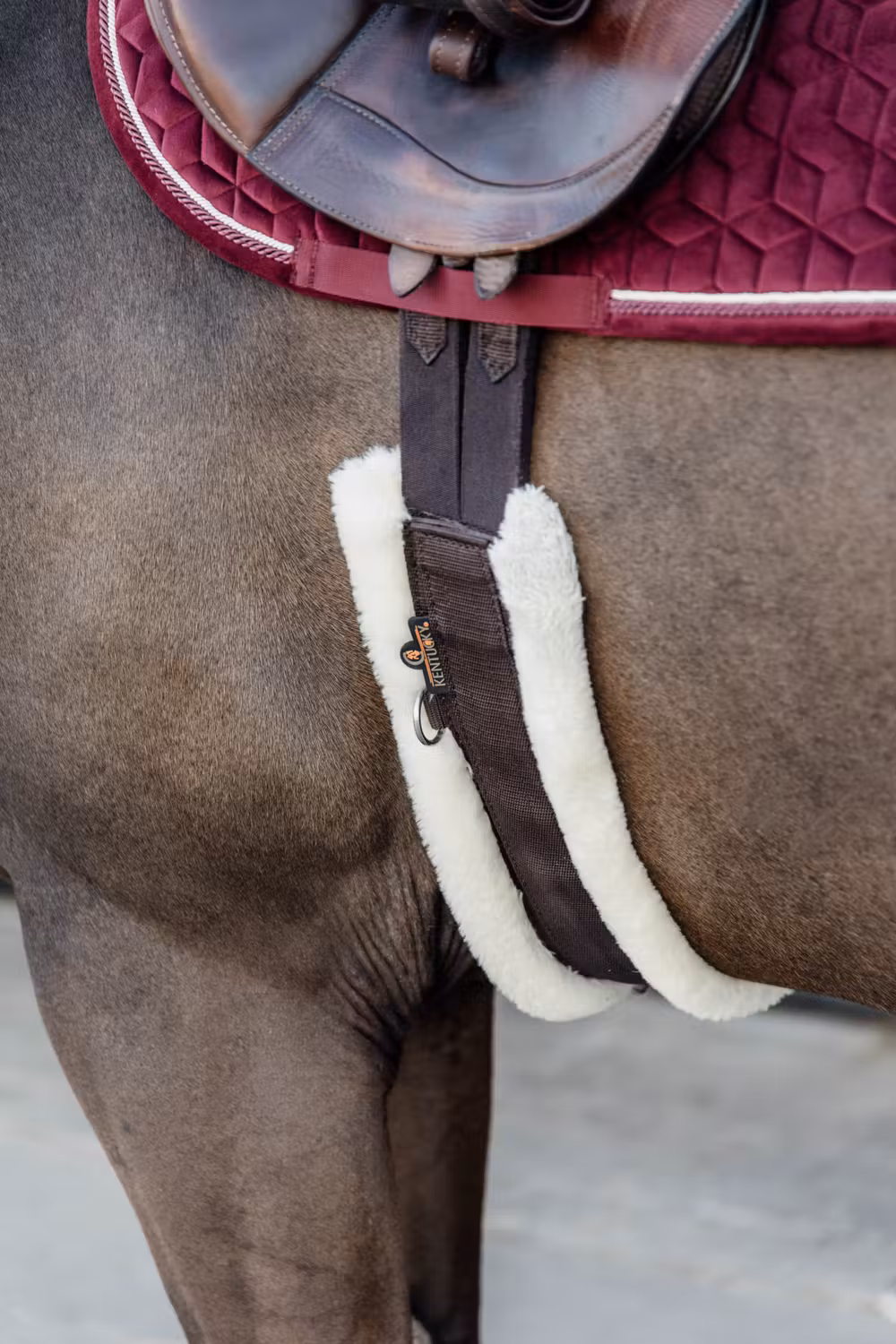 Sheepskin Girth brown 130cm