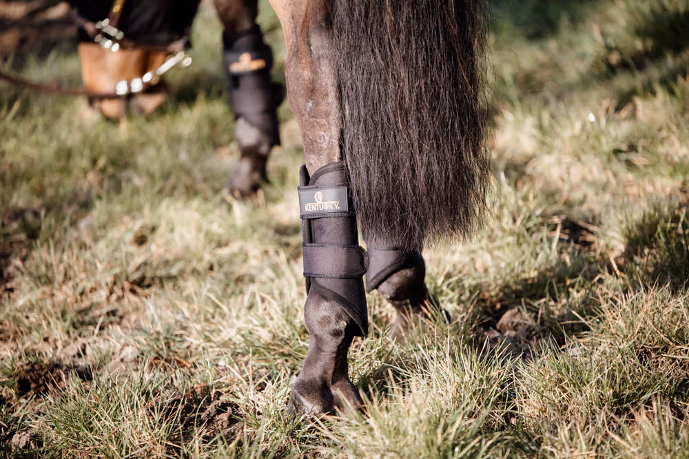 Turnout boots 3D spacer black front