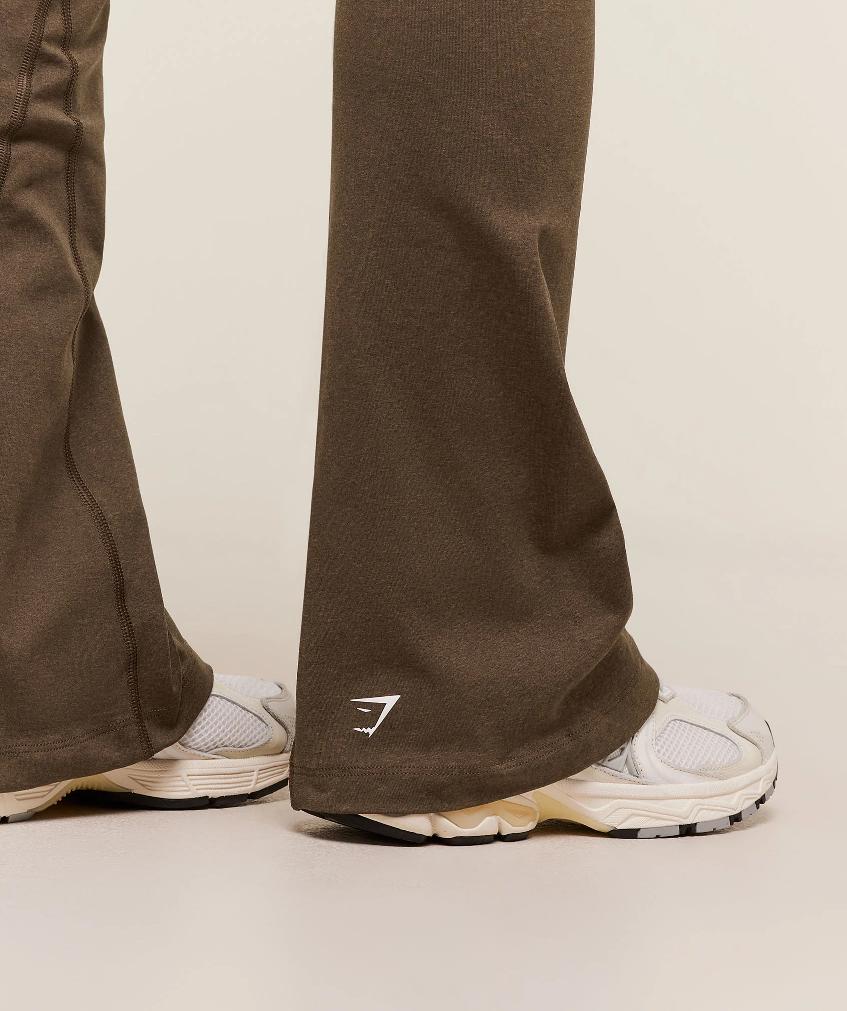 Vital Soft Flared Leggings