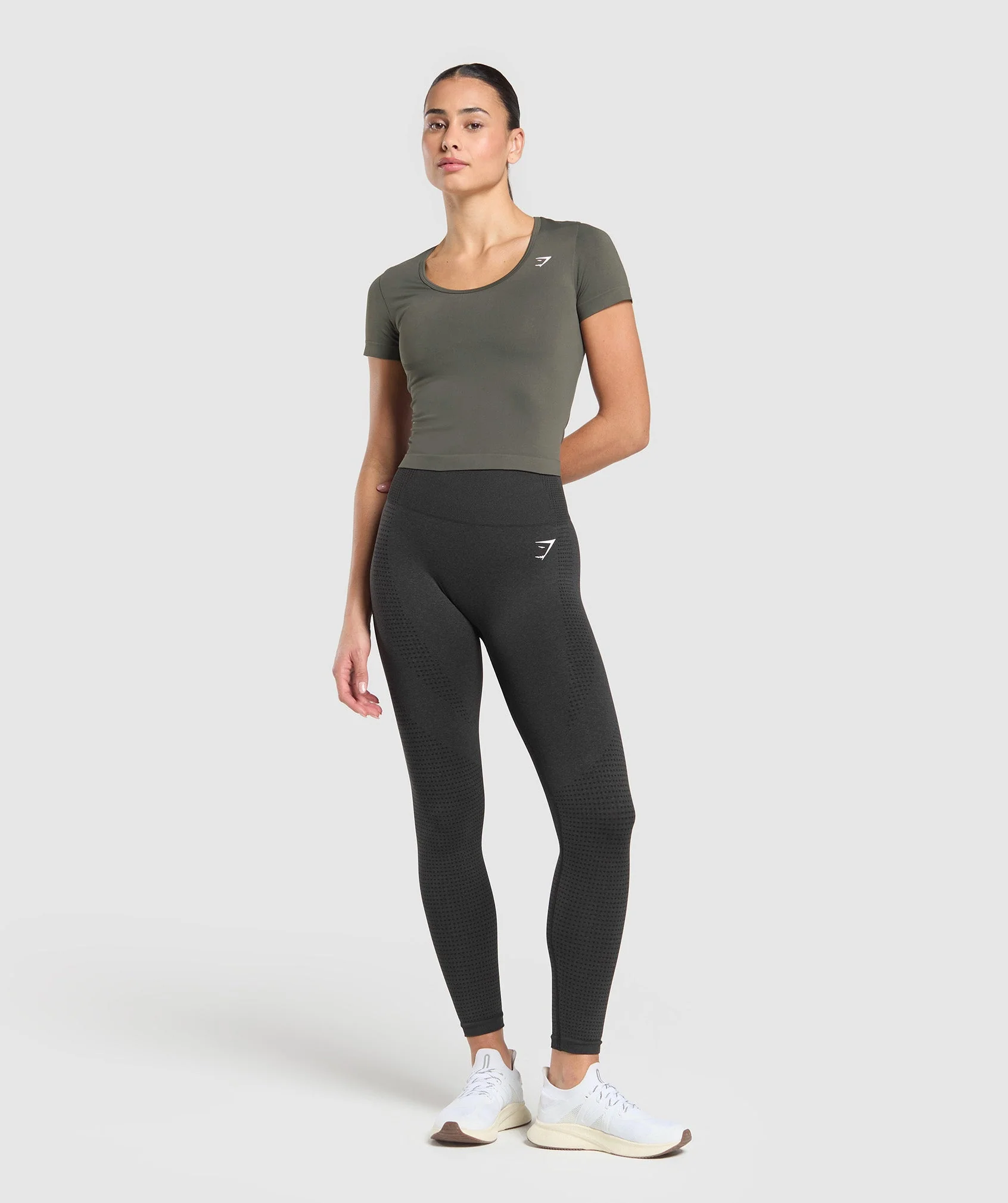 Everyday Seamless Tight Fit Crew Neck Tee