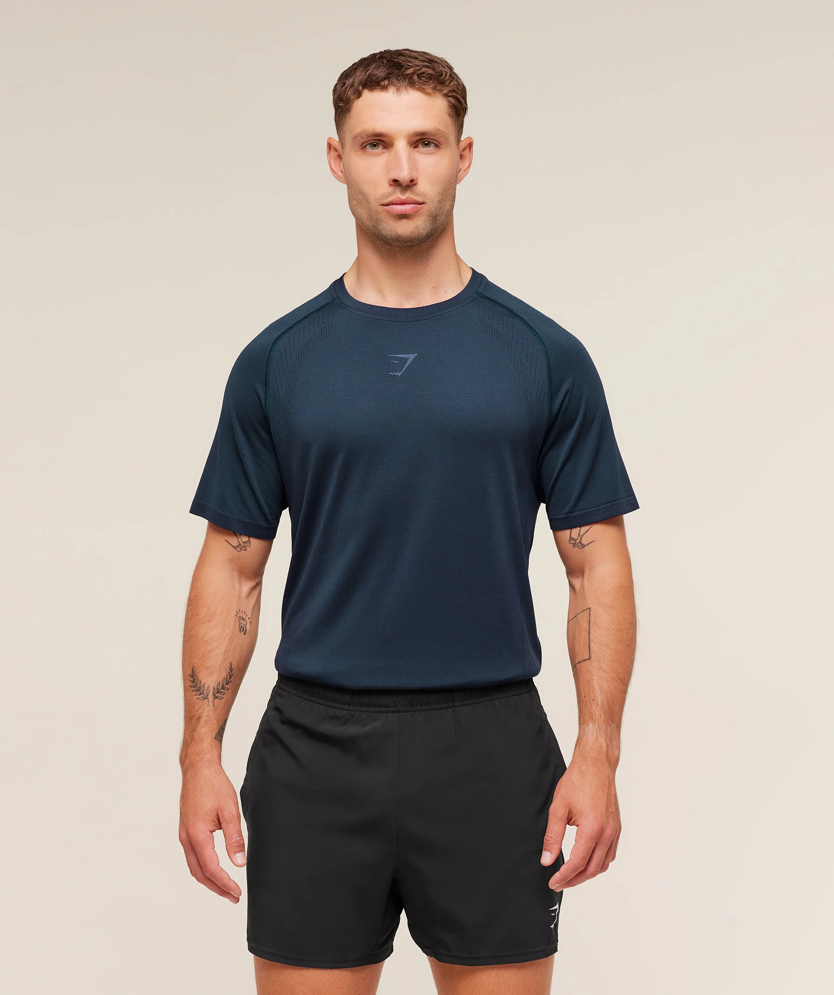 Versatile Seamless T-Shirt