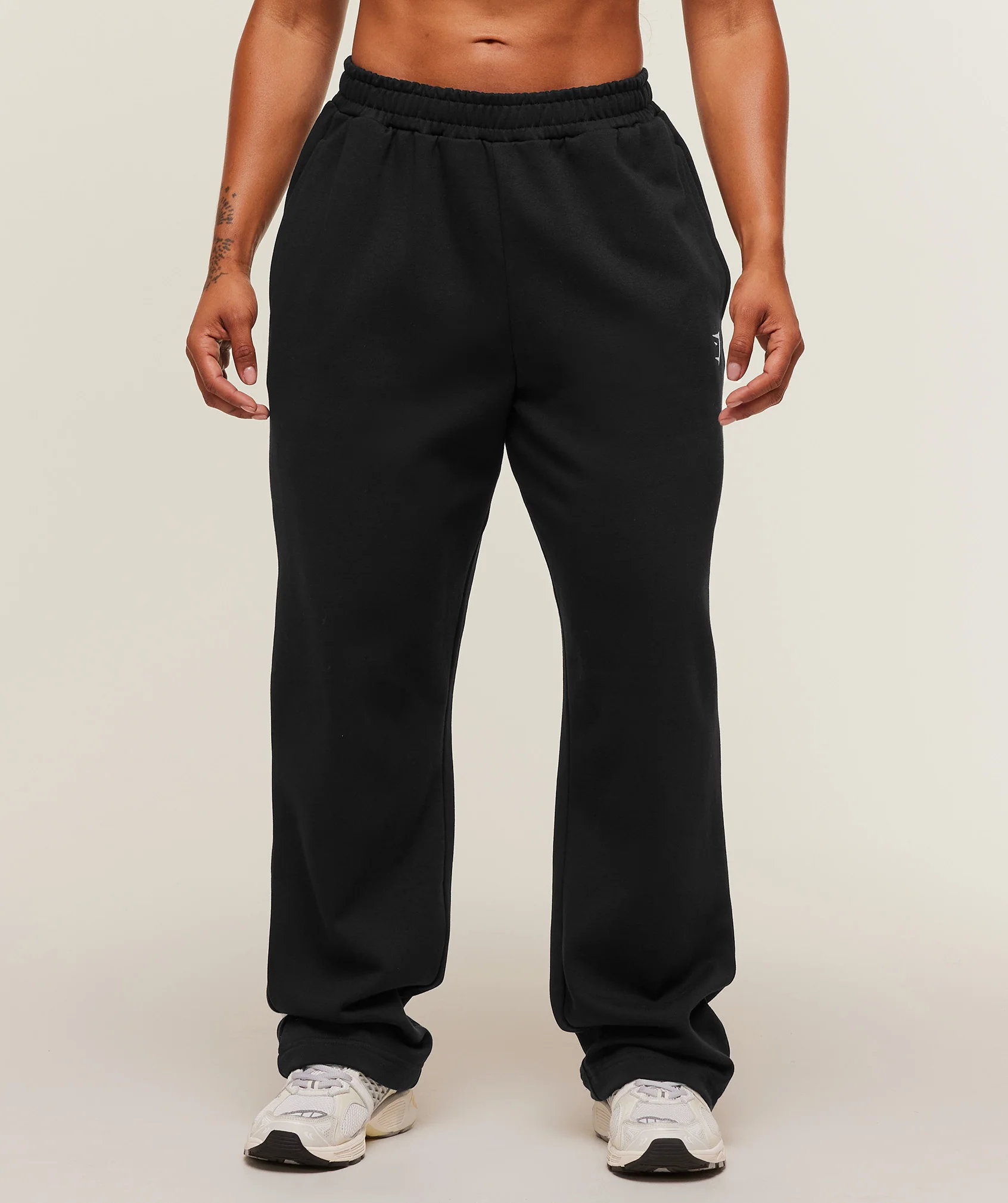 Training Fleece Straight Leg Short Pant