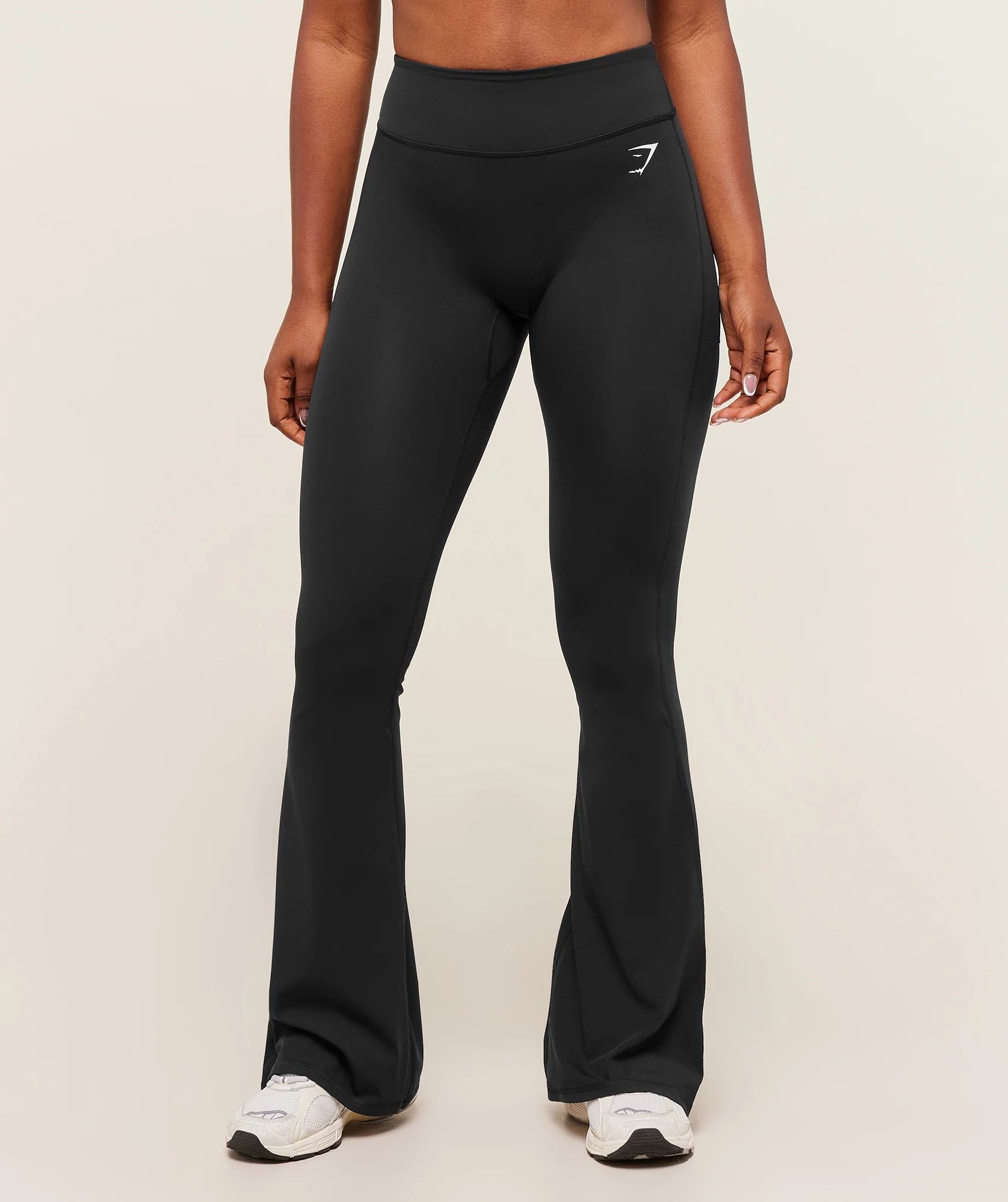 Superset Back Pocket Flared Leggings