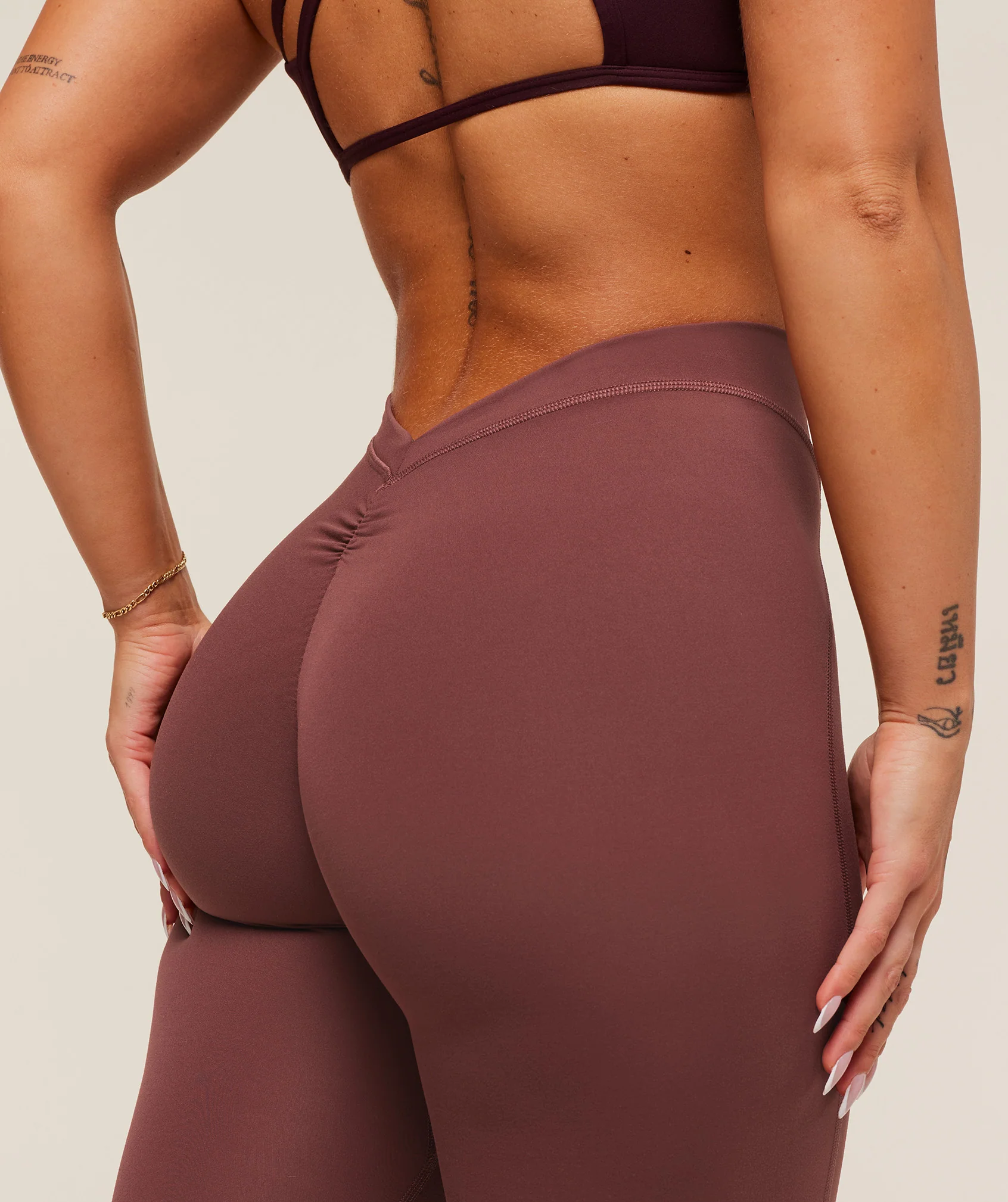 Lifting Dipped Waistband Leggings