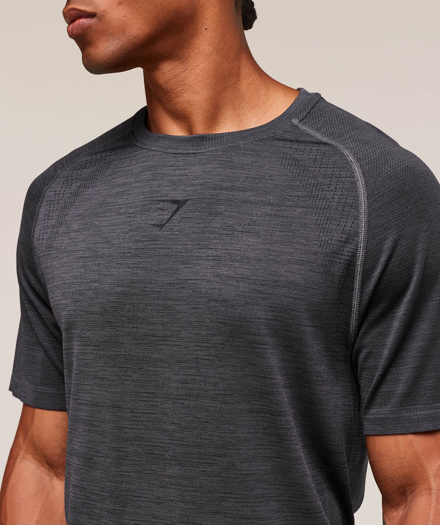 Versatile Seamless T-Shirt