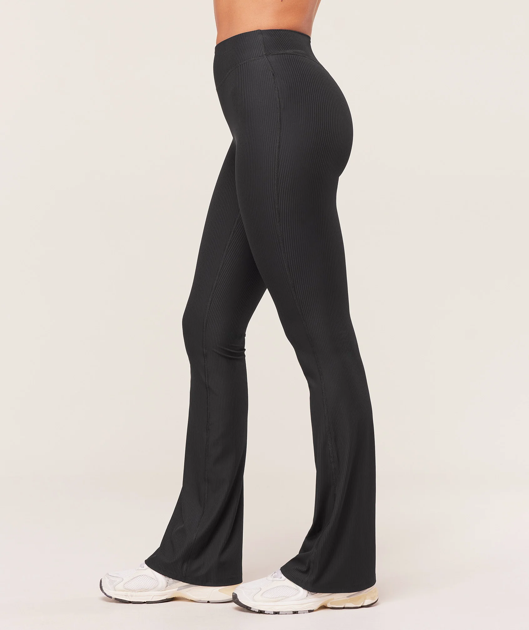 Ribbed Flared Leggings