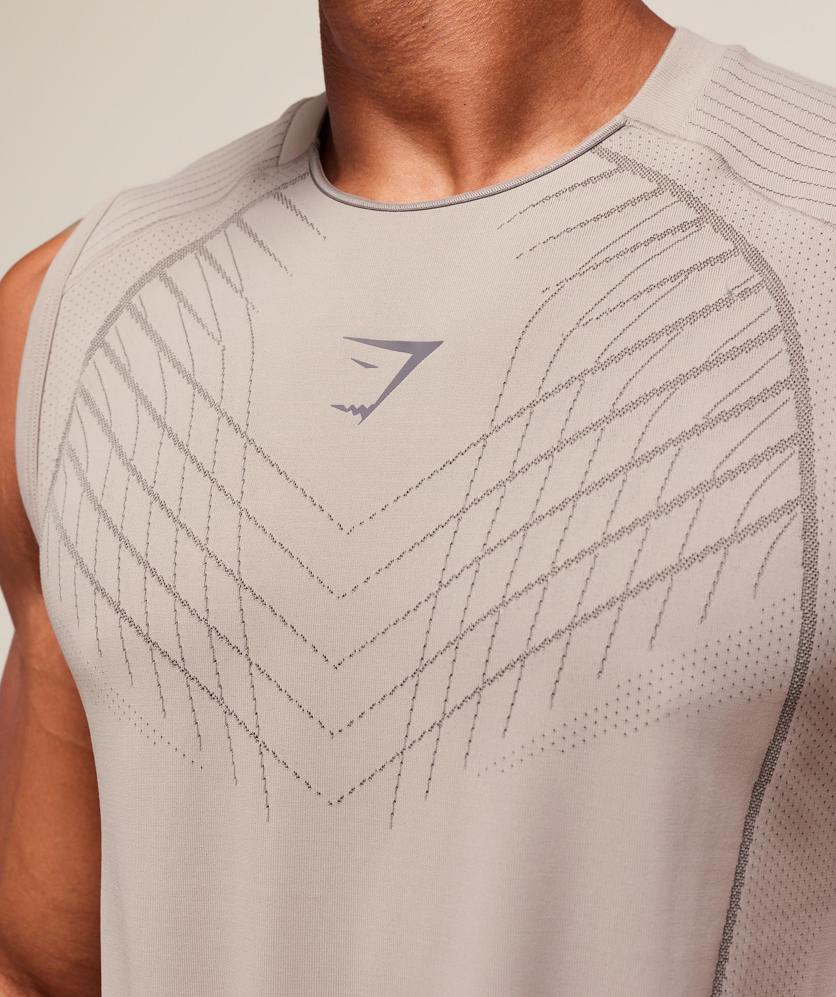 Apex Seamless Tank
