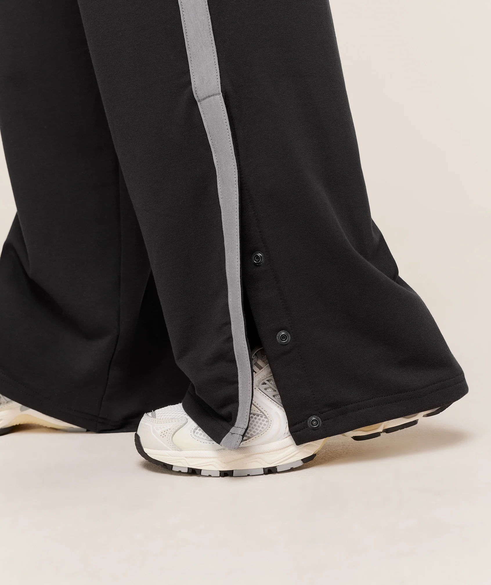 Retro Stripe Snap Pant