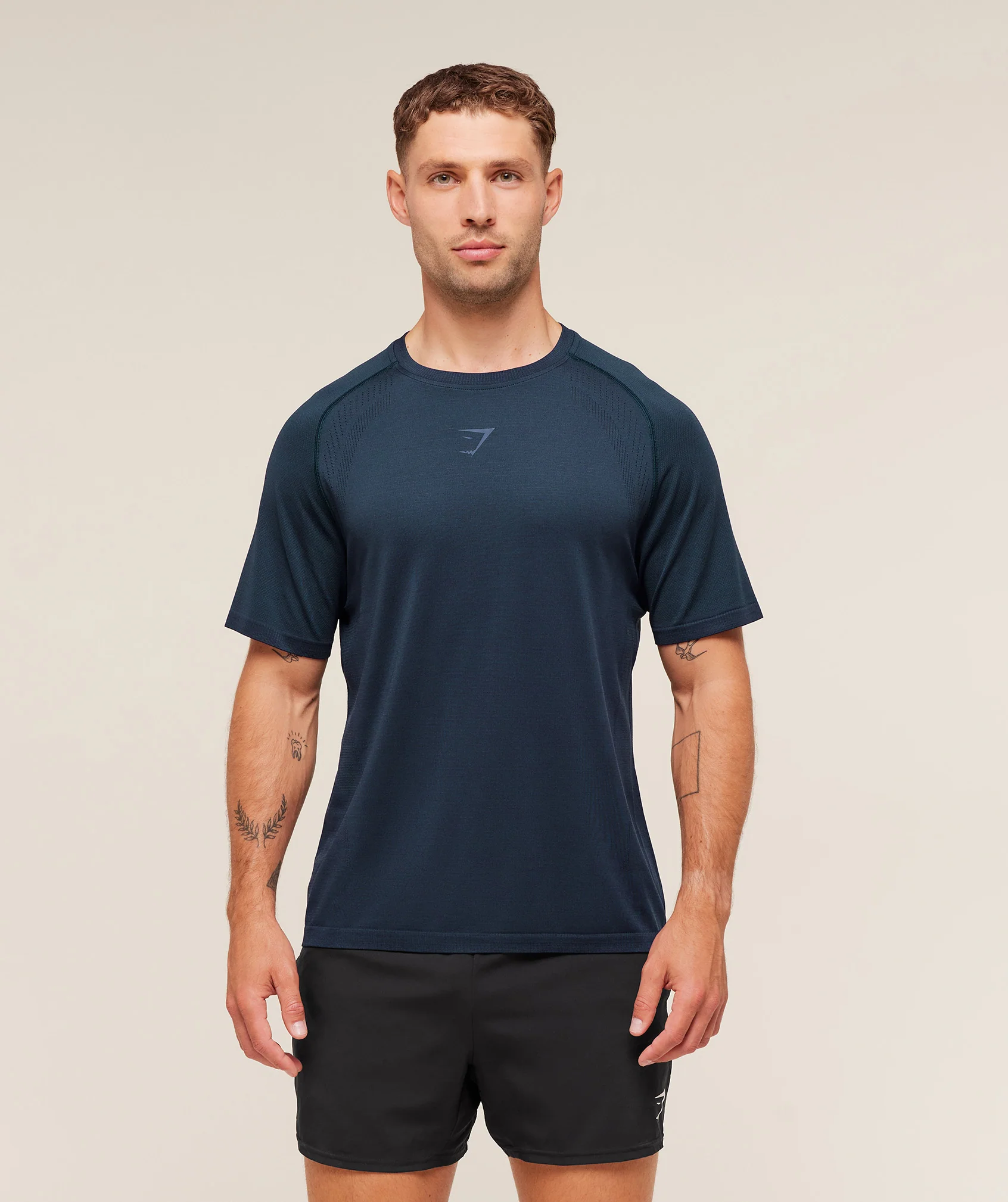 Versatile Seamless T-Shirt