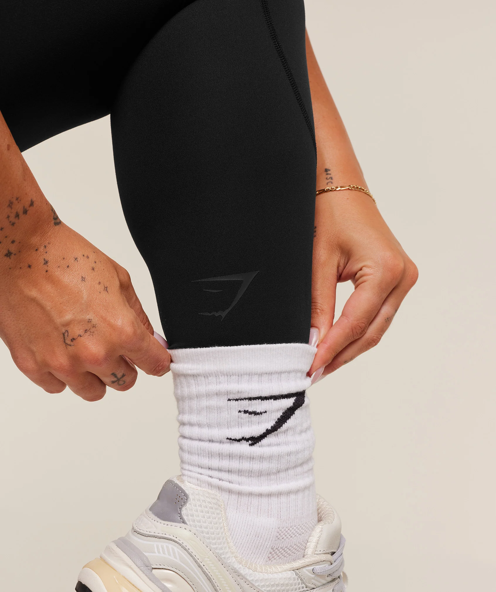 Lifting Dipped Waistband Leggings