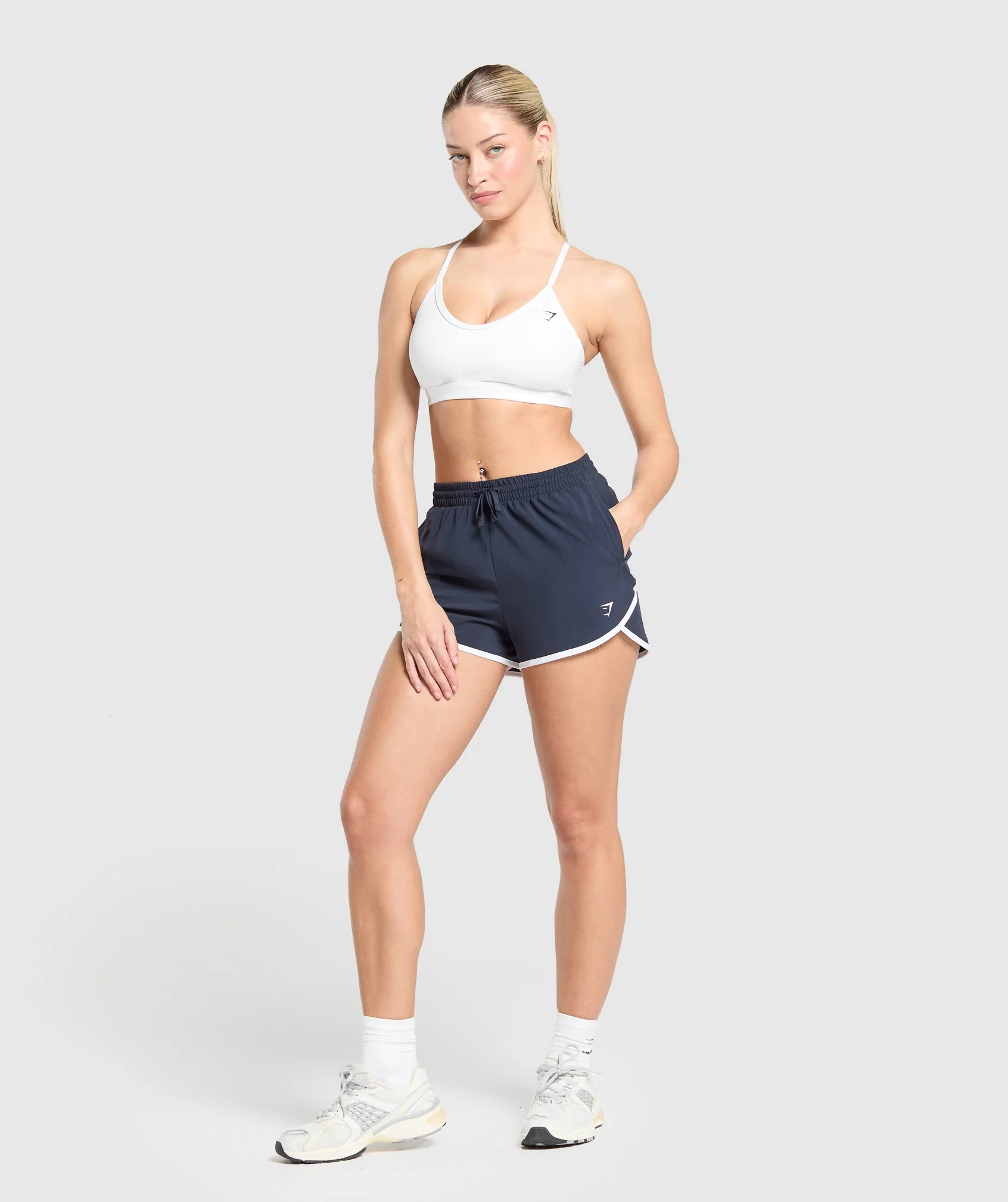 Training Contrast Loose Shorts 2.5