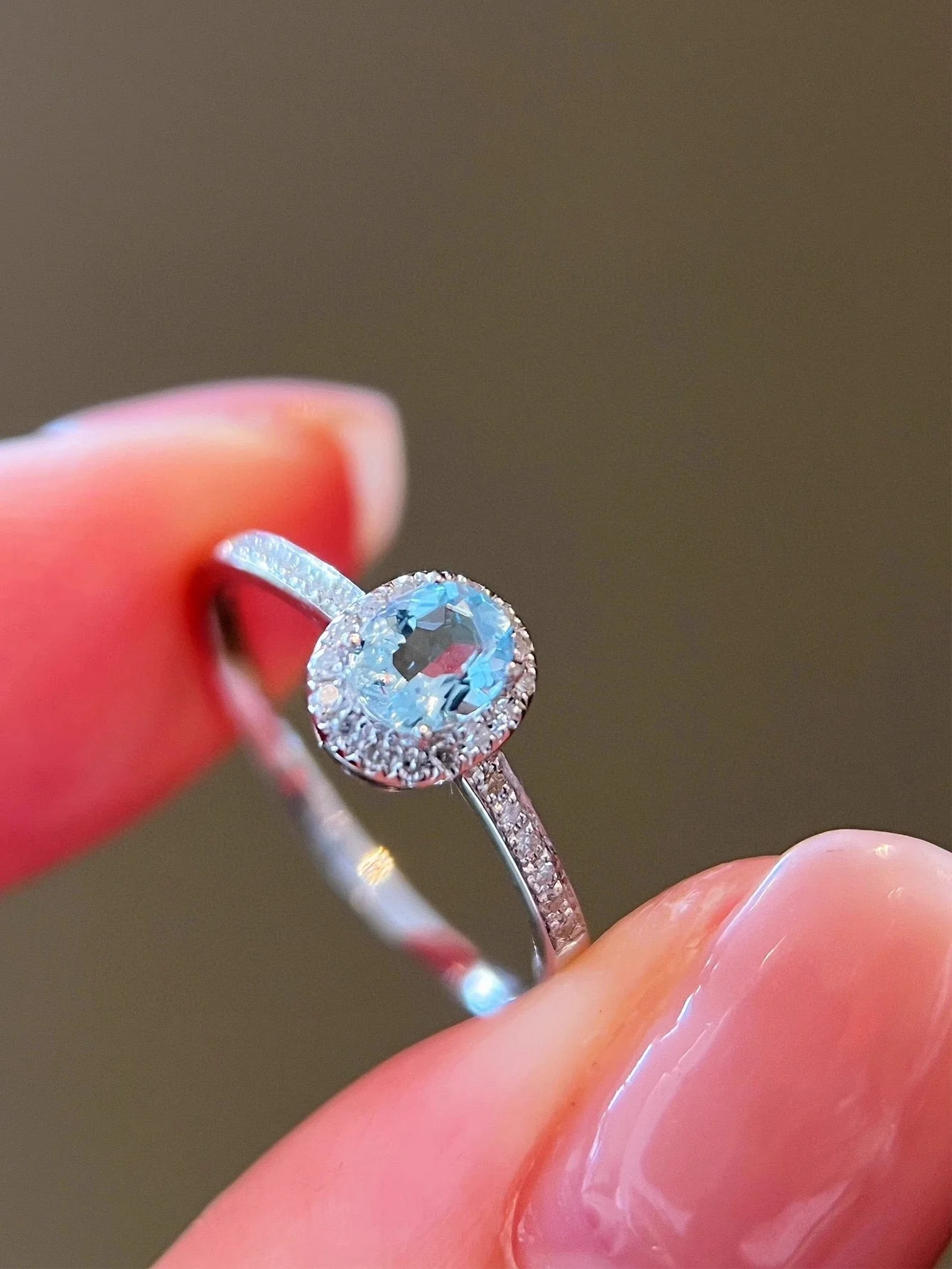 S925 sterling silver ring with full diamonds and moissanite stones