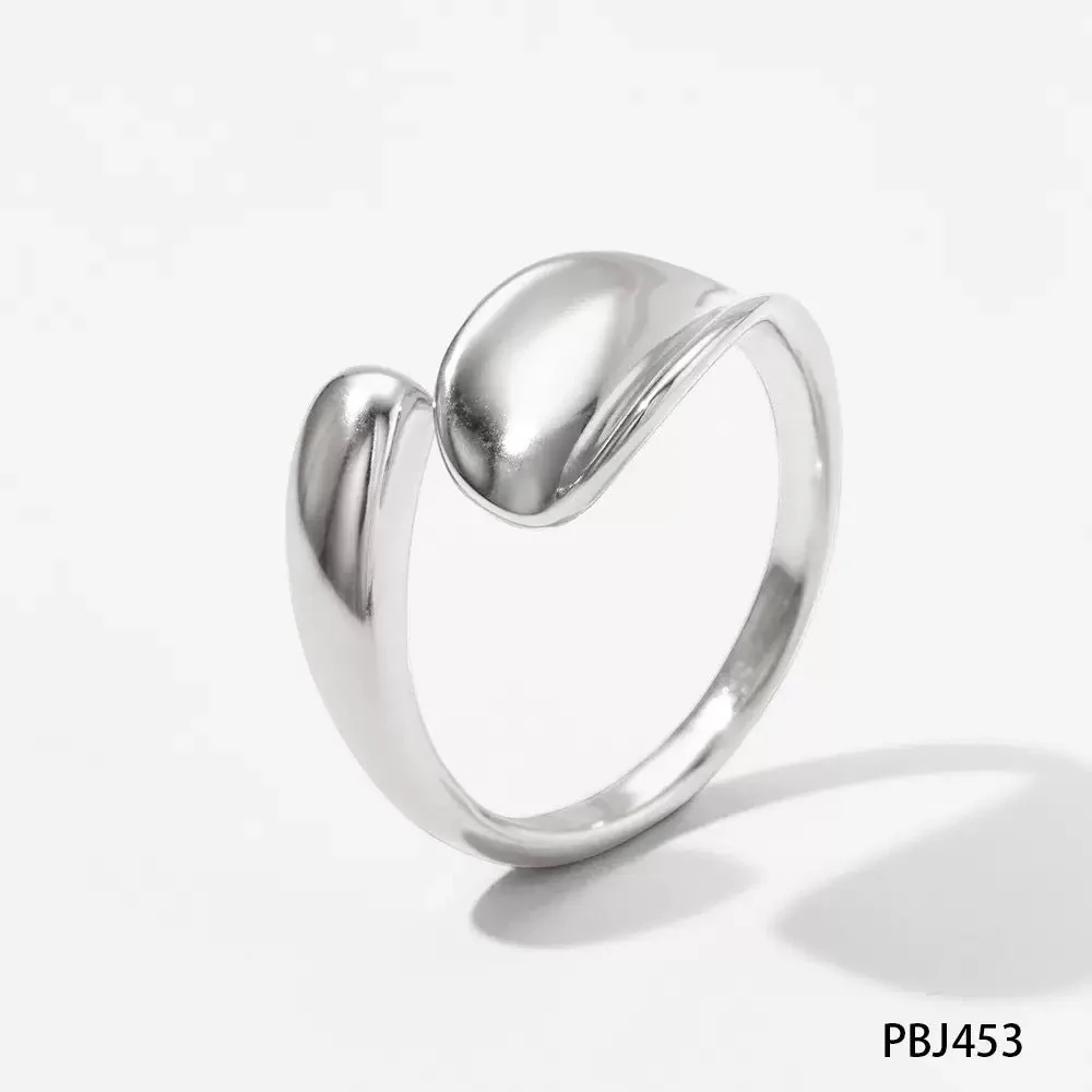 Electroplating gold on stainless steel ring in PVD vacuum furnace