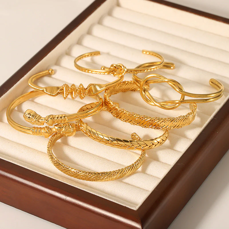 Stainless steel knotted bracelet colorfast 18K gold-plated titanium steel