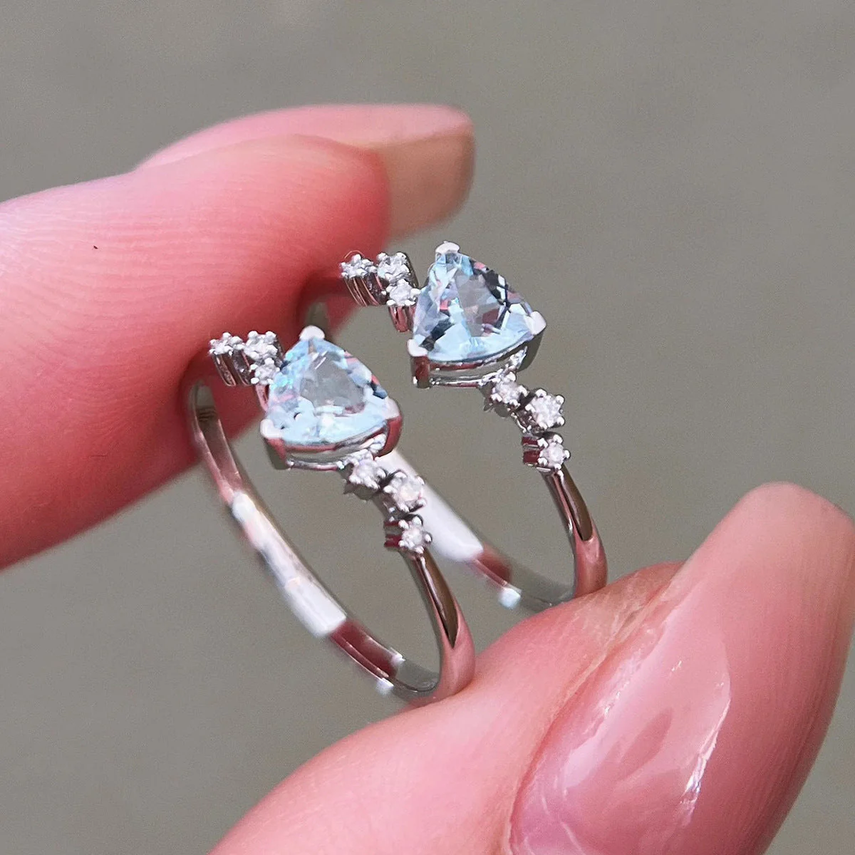 S925 Sterling Silver Fat Triangle Sea Blue Zirconium Star Ring