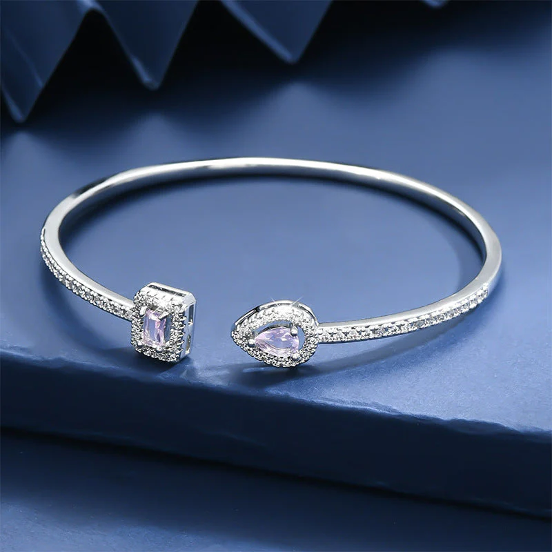 Bracelet with adjustable opening