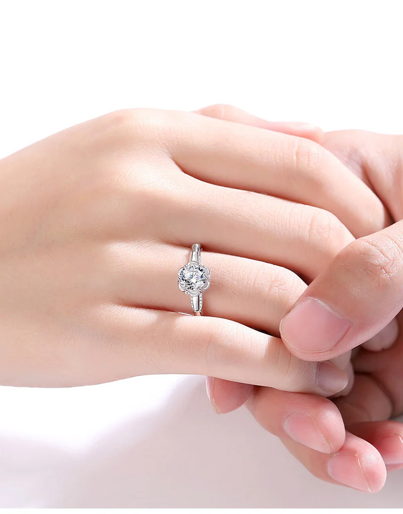 S925 sterling silver one carat moissanite ring