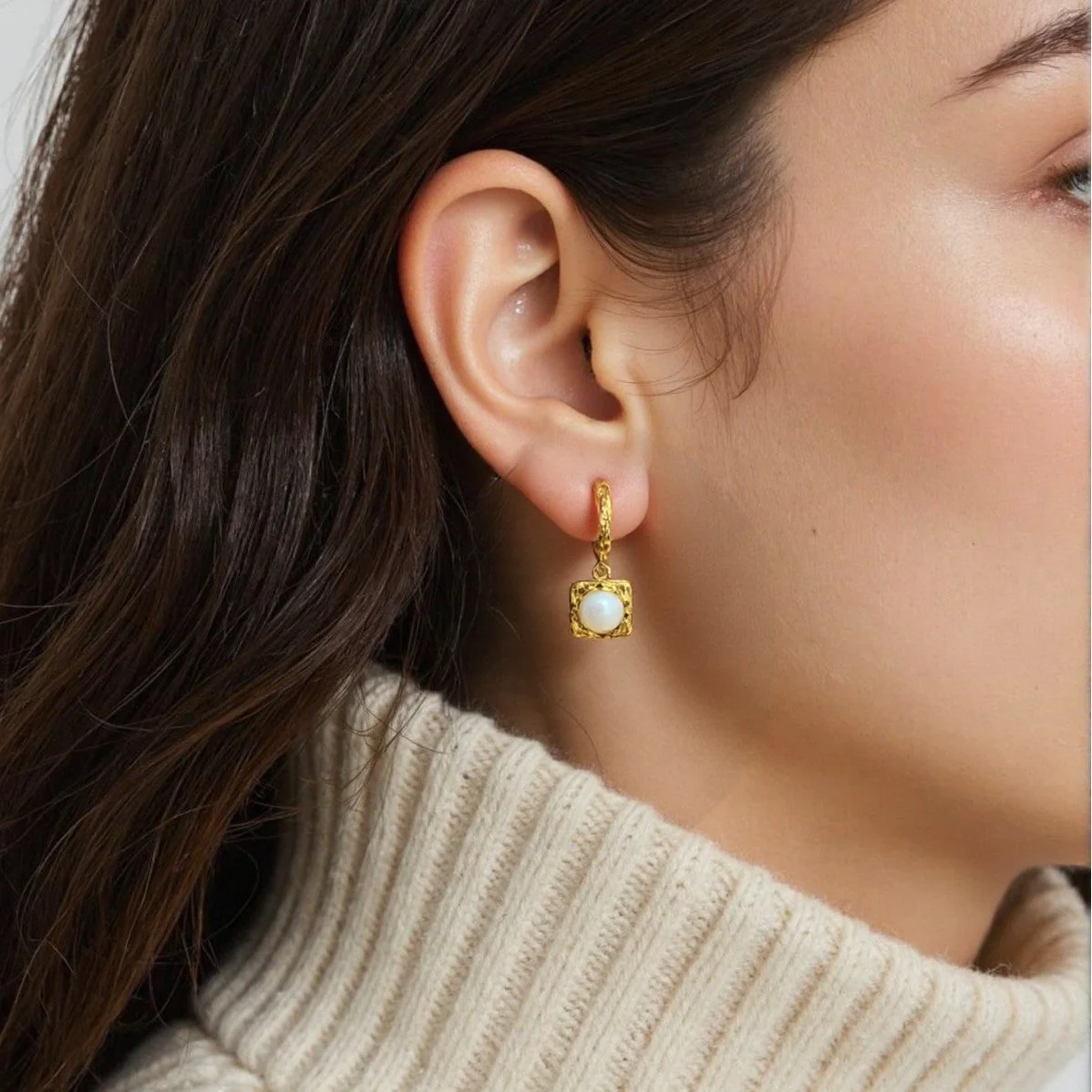 S925 sterling silver inlaid natural pearl earrings