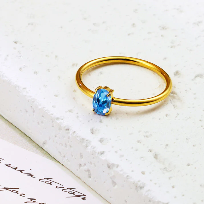 Stainless steel ring color zircon electroplating 18K gold.