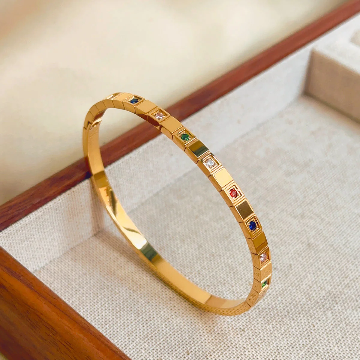 titanium steel bracelet non-fading