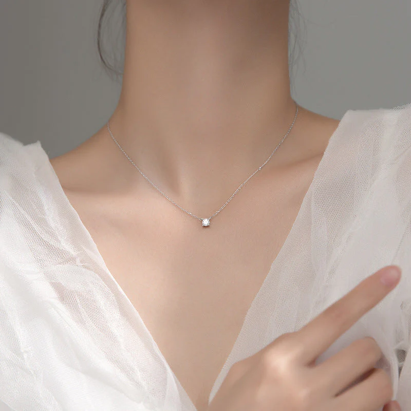 Eight Heart and Eight Arrows Single Diamond S925 Silver Necklace