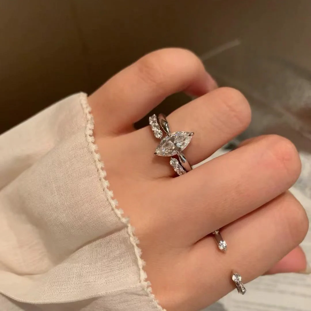 925 Sterling Silver High-Quality Rhinestone Marquise Ring