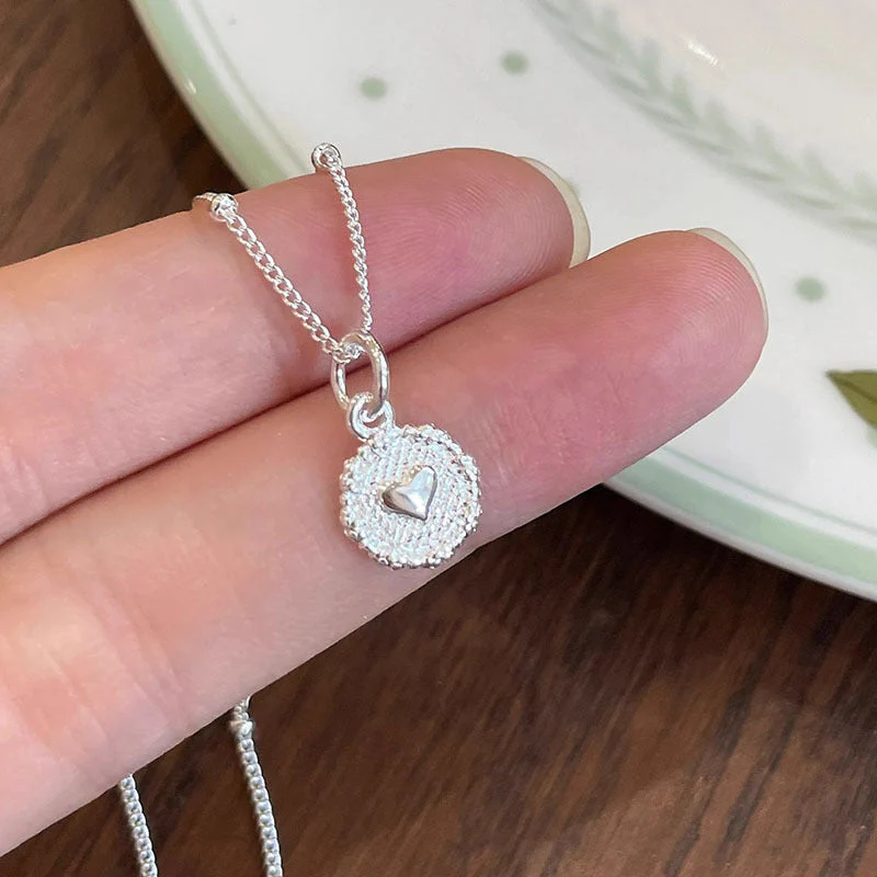 s925 sterling silver small round heart necklace