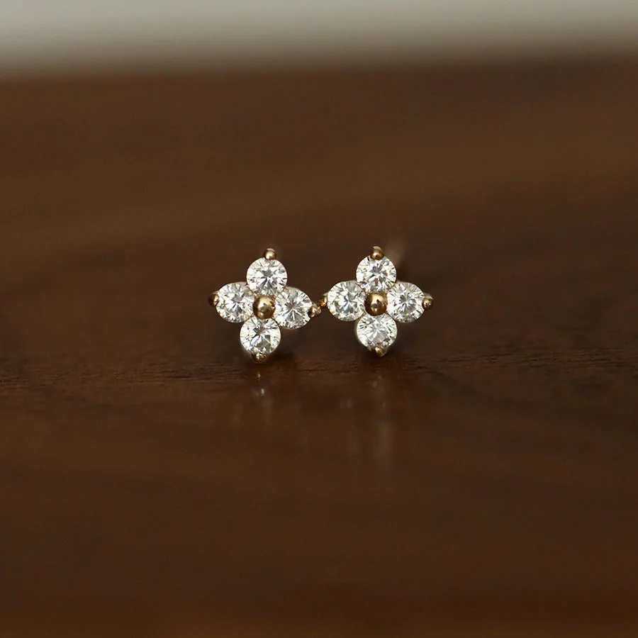 S925 silver-plated 18K gold lucky four-leaf clover mini ultra-small earrings