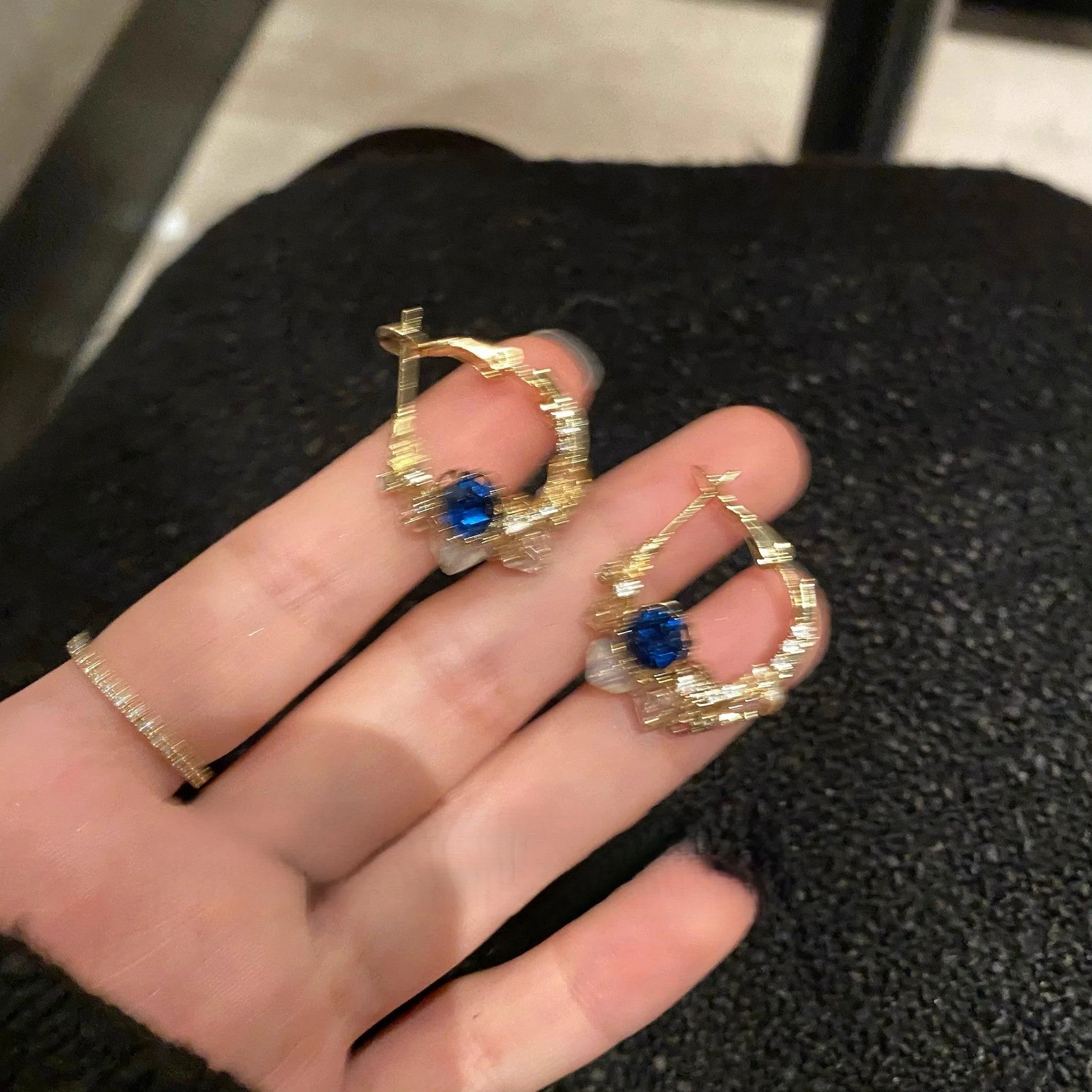 Blue zircon flower earrings