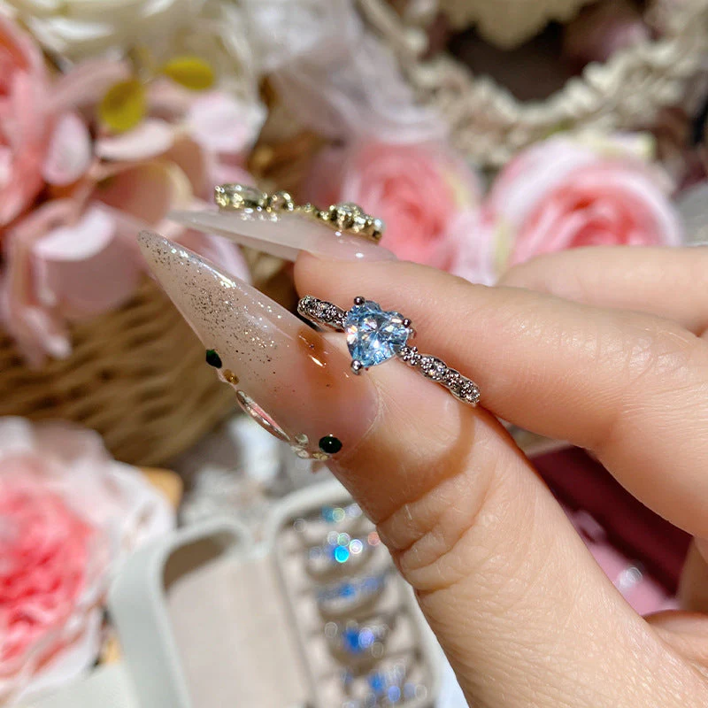 Super Flash Sea Blue Zircon Ring with 18K Gold Plating