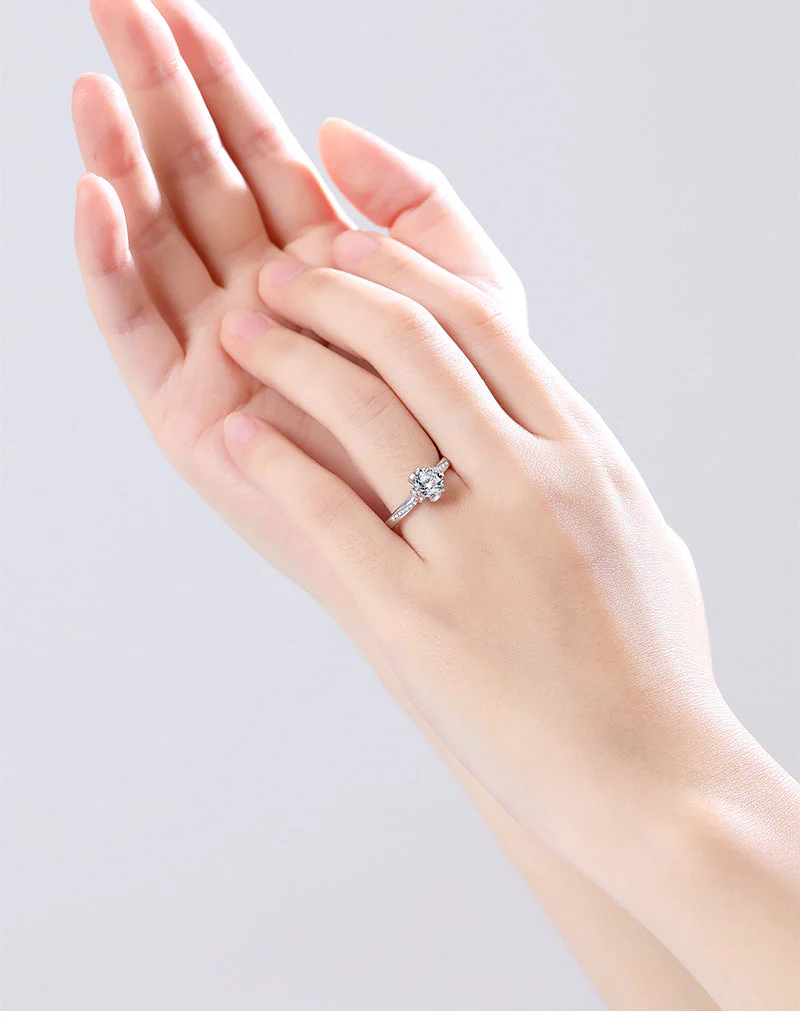 S925 sterling silver one carat moissanite ring