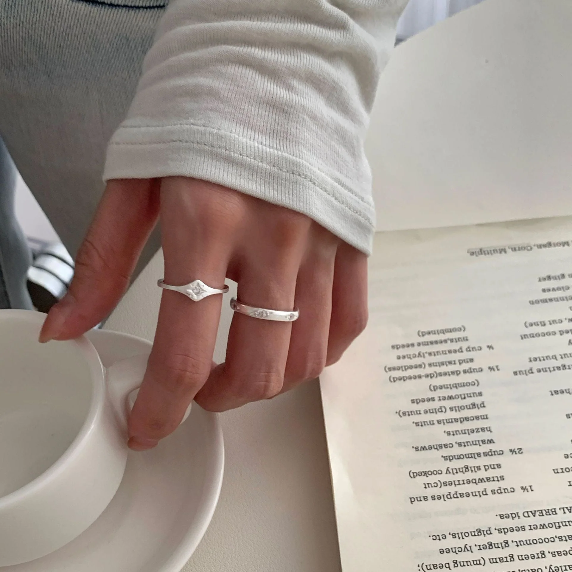 S925 sterling silver matte brushed eight-star flashing zirconium ring