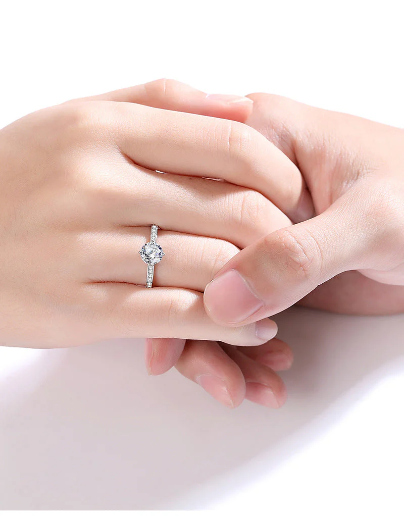 S925 sterling silver one carat moissanite ring