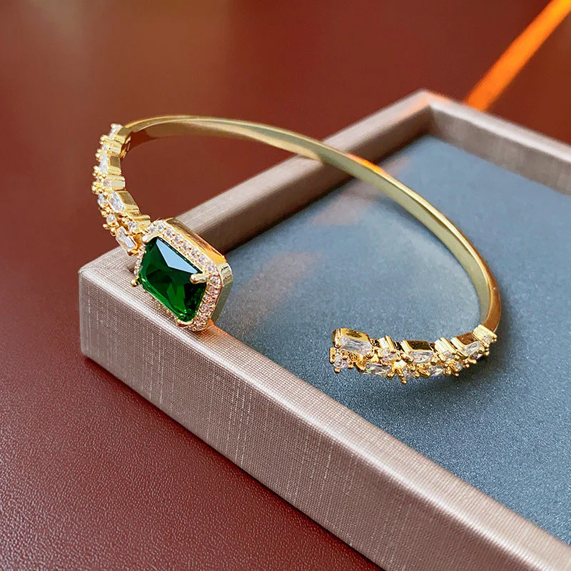 Green square zircon bracelet