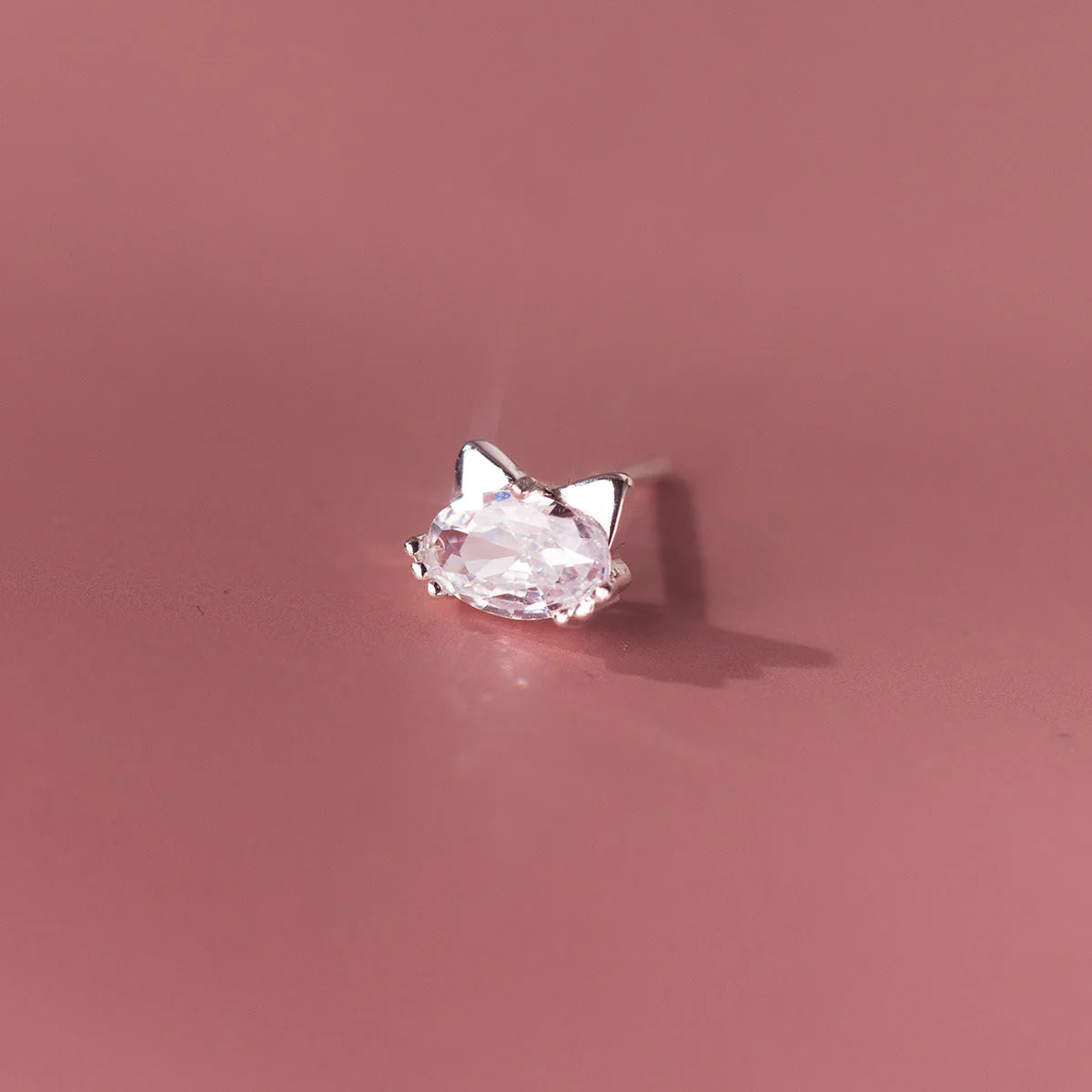 S925 sterling silver single diamond kitten earrings